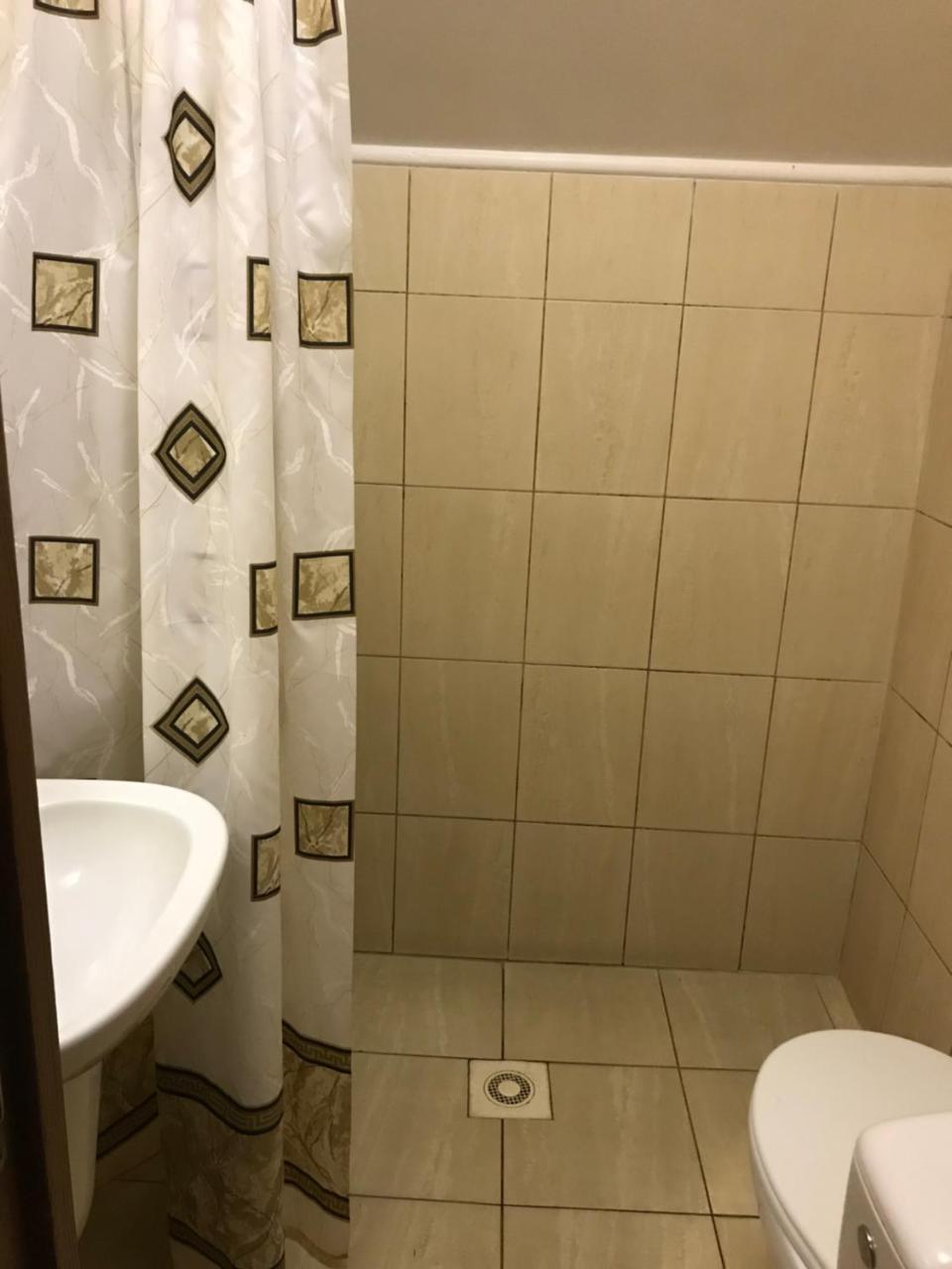 Hotel Rava-Ruska Esterno foto