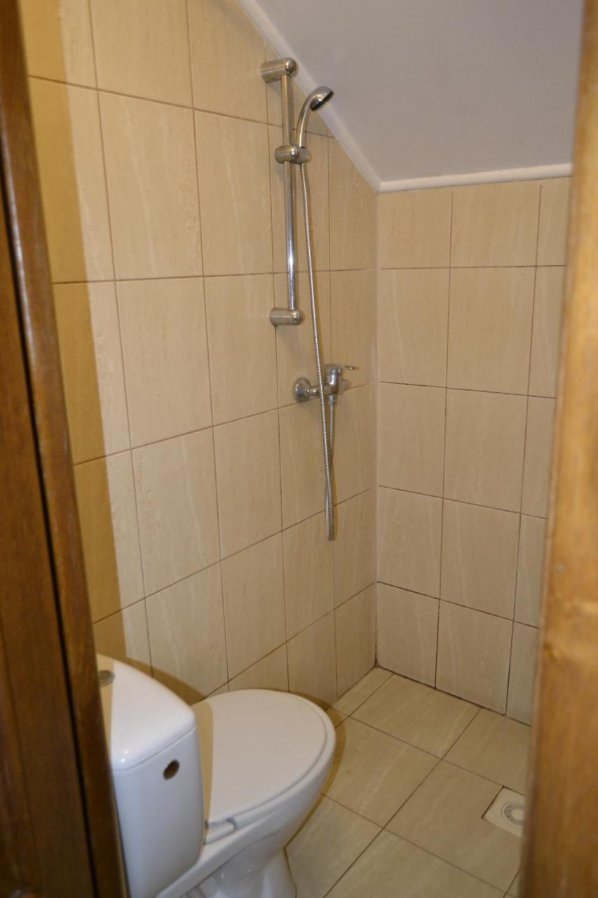 Hotel Rava-Ruska Esterno foto